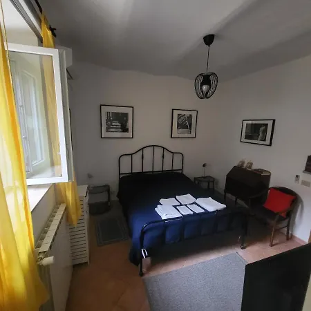 Teverone Konukevi Roma
